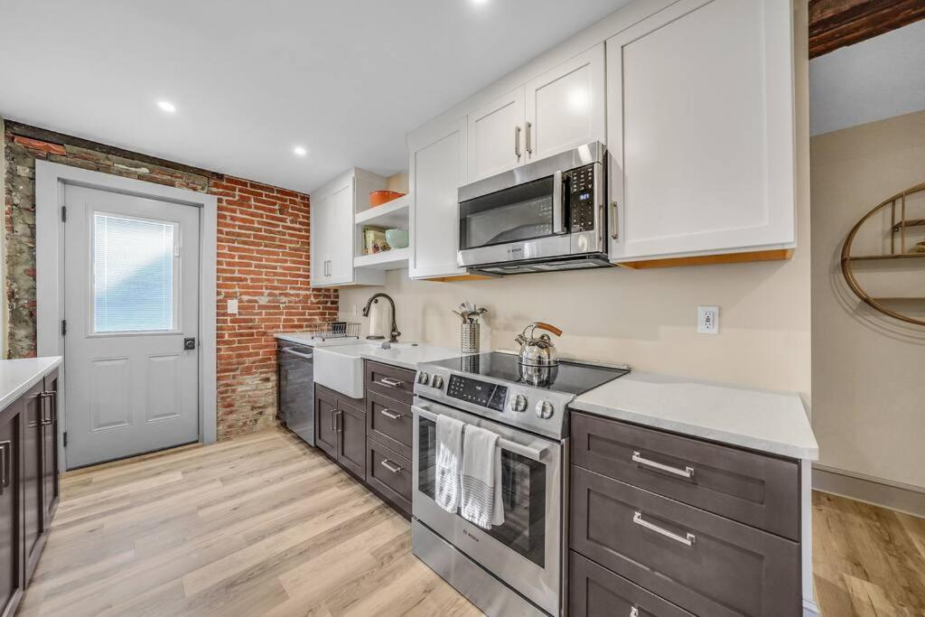 Luxury Apartment In Historic Carriage House Kennett Square Exterior foto